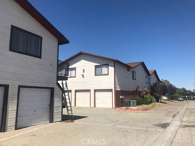 1050 E Avenue Q3, Palmdale, CA 93550