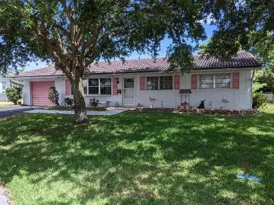 7516 NW 43rd CT, Coral Springs, FL 33065