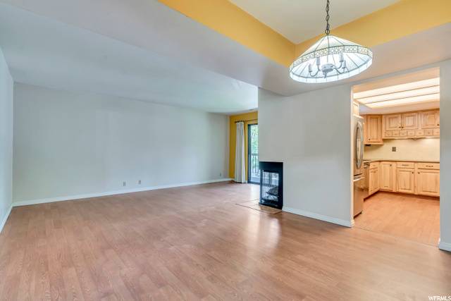 Salt Lake City, UT 84107,5544 S SPRINGTREE LN E #H