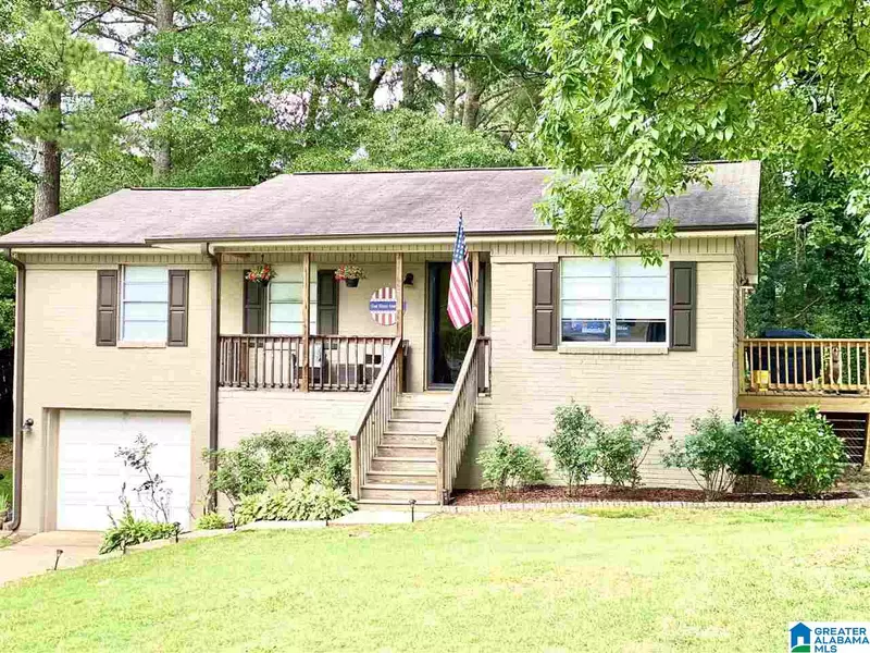 321 SUSAN PLACE, Hueytown, AL 35023