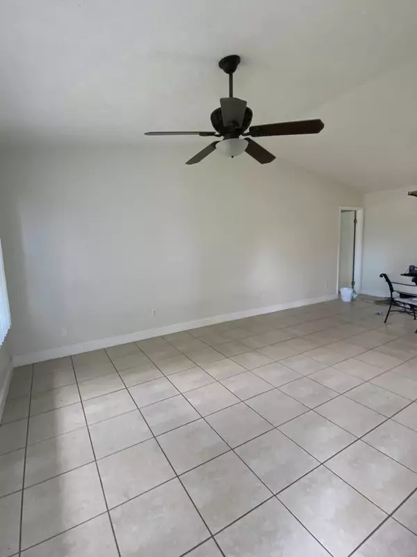 Port Saint Lucie, FL 34983,1648 SE Shepard LN