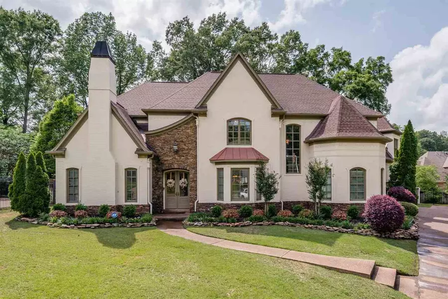 3465 MANOR GROVE CV, Collierville, TN 38017