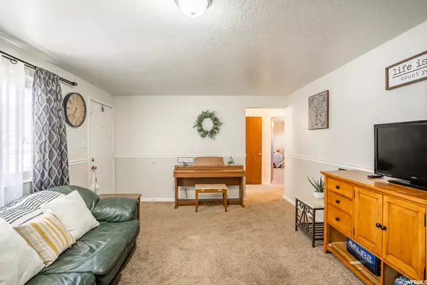 Payson, UT 84651,1088 S 780 W