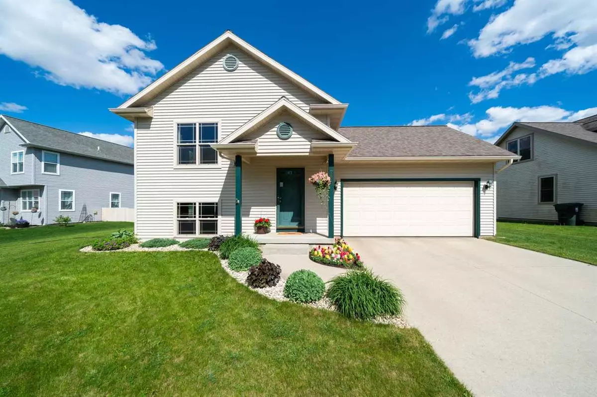 Sun Prairie, WI 53590,744 Bluestem Ct