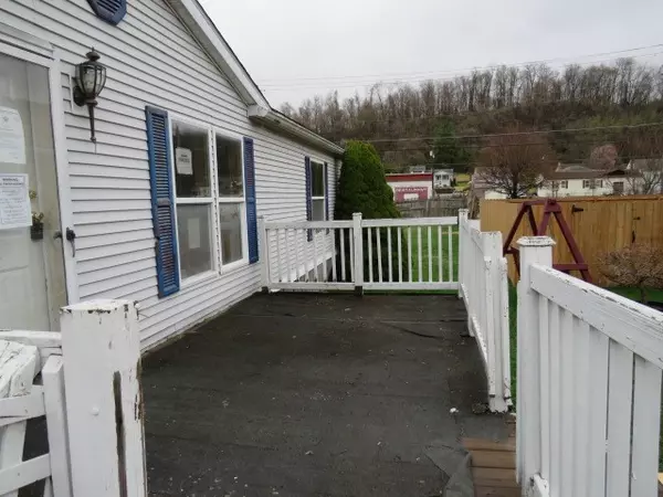 Roscoe, PA 15477,506 Furlong Ave