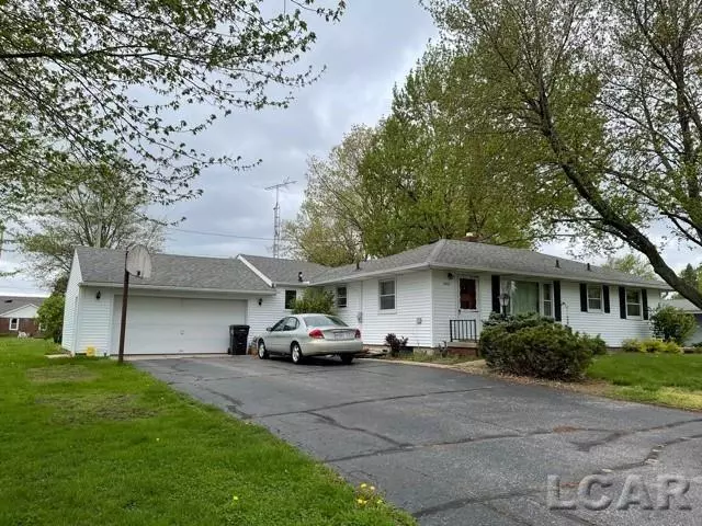 2952 SHARON, Adrian, MI 49221