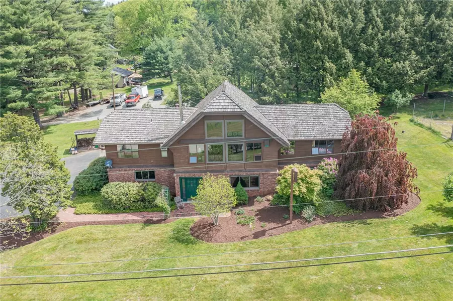 4825 Crowfoot Rd, Murrysville, PA 15668