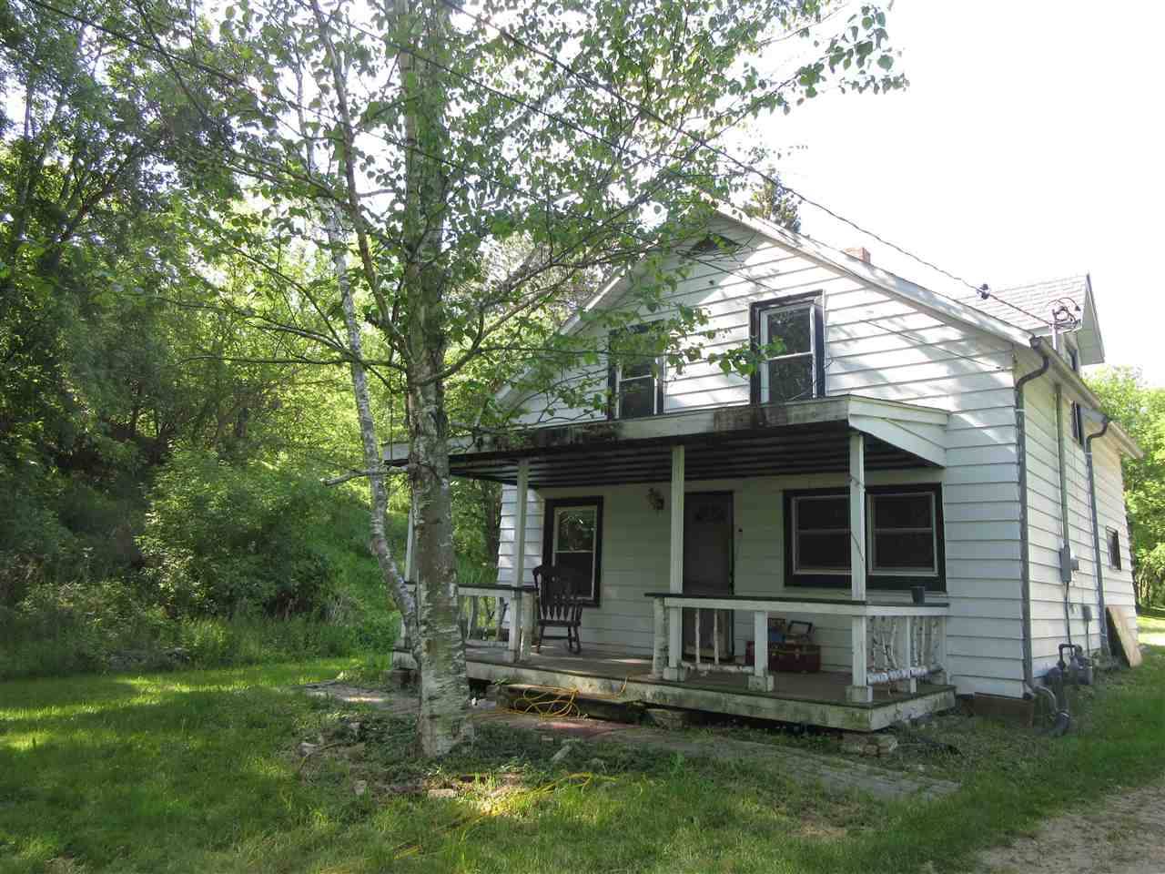 551 Quarry St, Baraboo, WI 53913