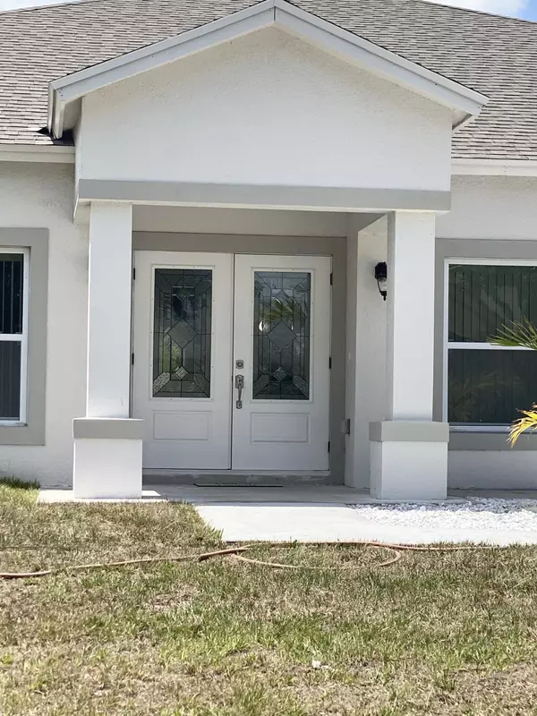 Port Saint Lucie, FL 34953,406 SW Ridgecrest DR