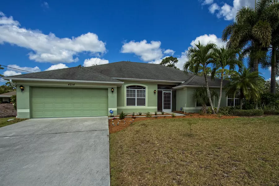 4214 SW Oblique ST, Port Saint Lucie, FL 34953