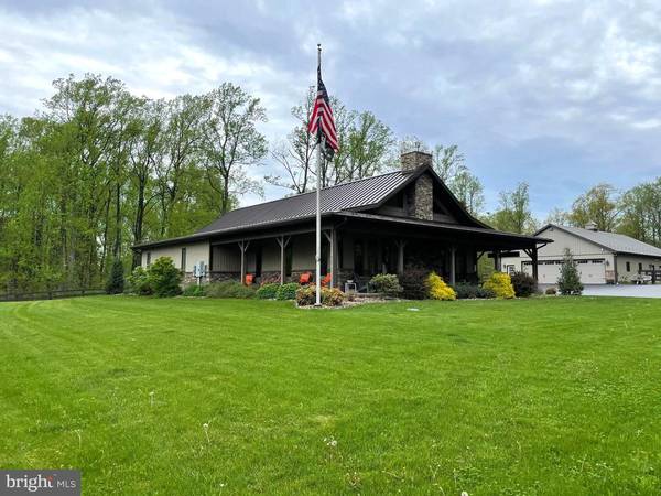 800 MOORES MOUNTAIN RD, Lewisberry, PA 17339