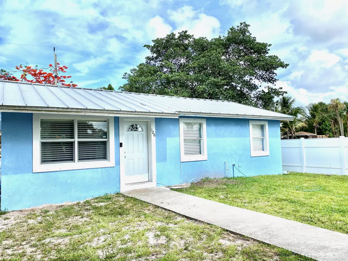 Lake Worth, FL 33461,120 S Price ST