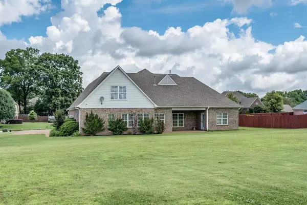 Oakland, TN 38060,45 WHITE PINE PL