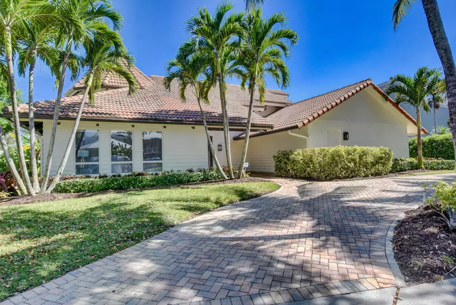 2692 NW 23rd WAY, Boca Raton, FL 33431