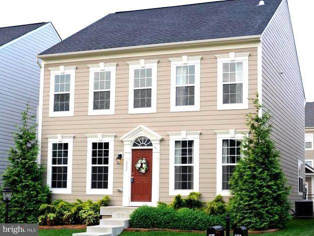 1232 FARRISH DR, Fredericksburg, VA 22401