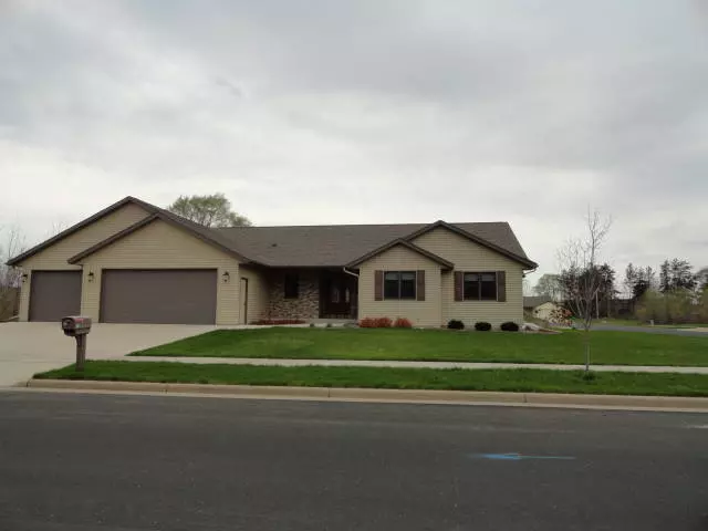 Holmen, WI 54636,614 PINECONE PL