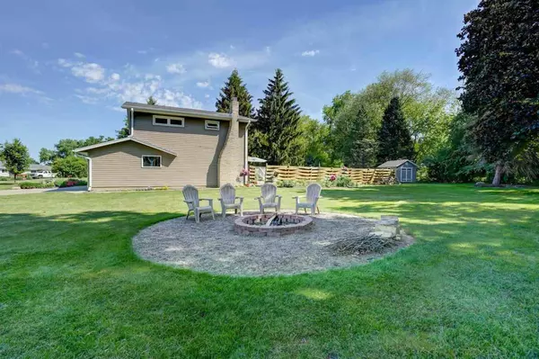 Deforest, WI 53598,6643 Chestnut Cir