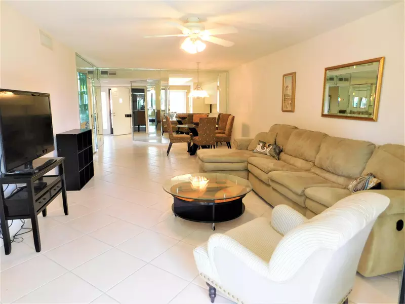 15862 Loch Maree LN 2702, Delray Beach, FL 33446