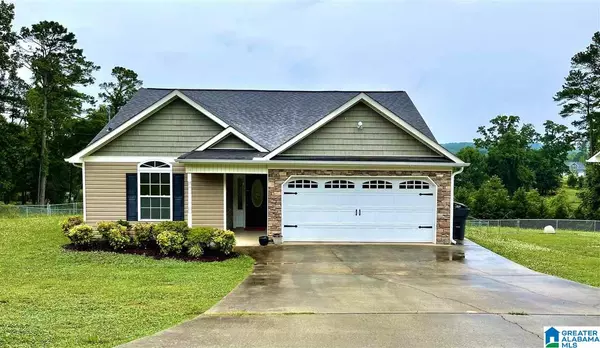 1518 CLAIRMONT DRIVE, Weaver, AL 36277