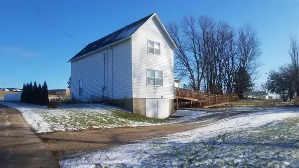 Lancaster, WI 53813,501 E Linden St