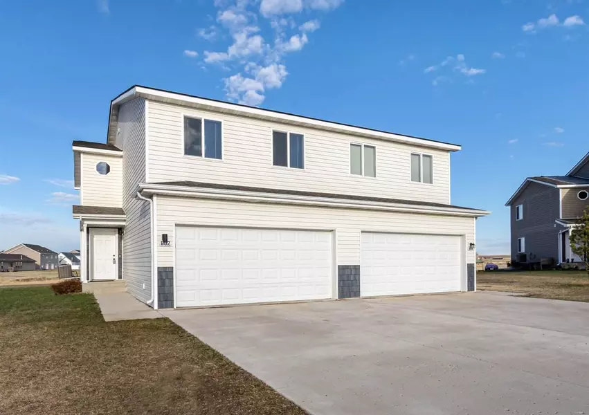 802 Nighthawk DR, Stanley, ND 58784