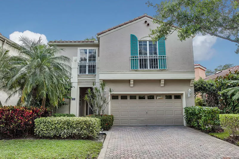 52 Via Del Corso, Palm Beach Gardens, FL 33418