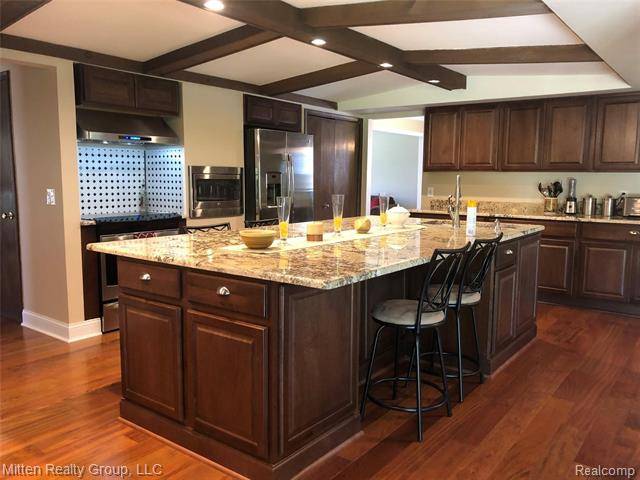 Rochester Hills, MI 48306,2500 TOWER HILL LN