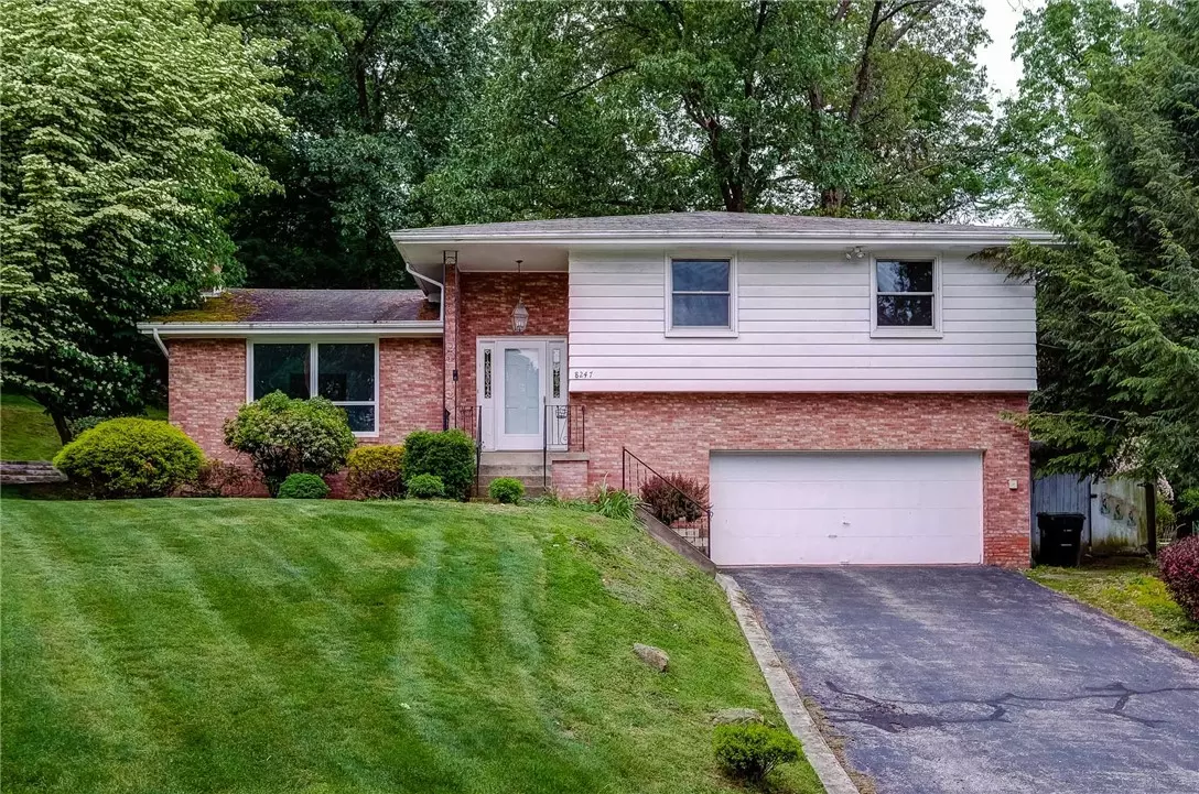 Allison Park, PA 15101,8247 Coach Ct