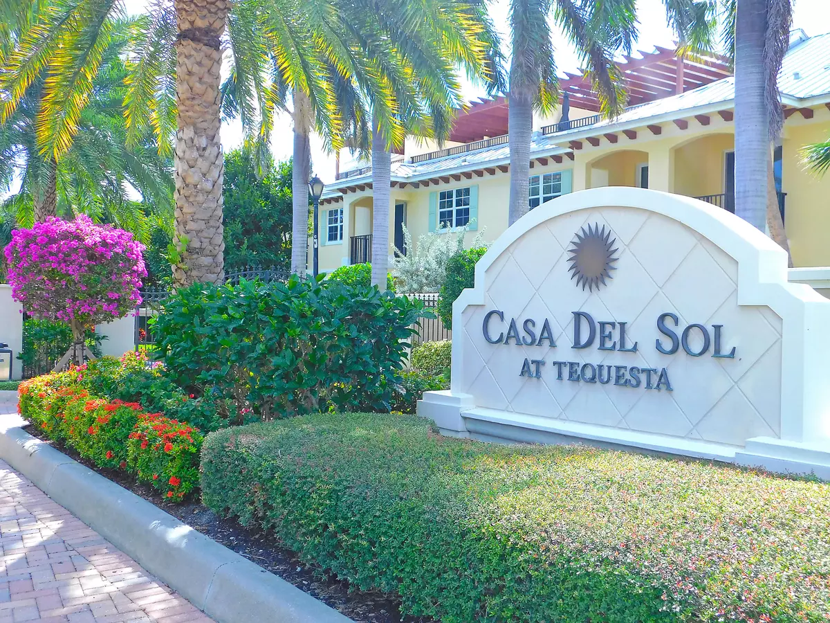 Tequesta, FL 33469,305 Del Sol CIR