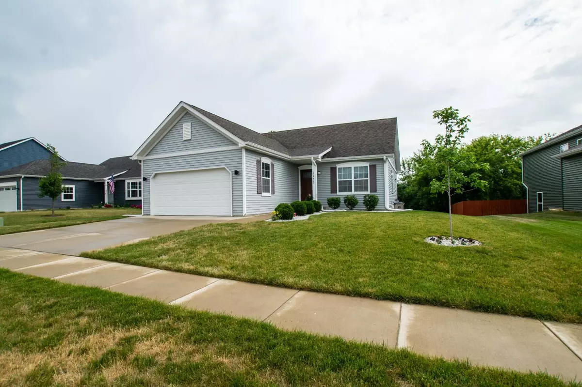 Elkhorn, WI 53121,1235 E Longneedle Ln