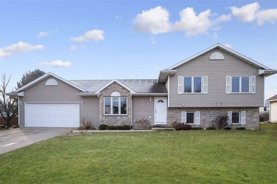 424 Rosemal Ln, Deforest, WI 53532