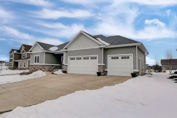 7710 Catchfly Ln, Deforest, WI 53532