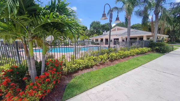 Boynton Beach, FL 33436,8888 Thumbwood CIR B