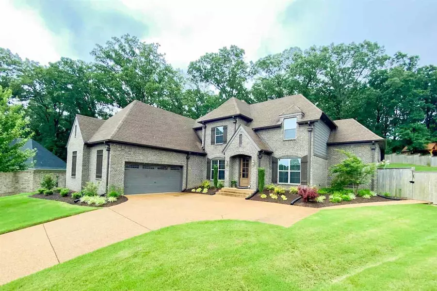 8347 HUNTERS HOLLOW CV, Bartlett, TN 38002