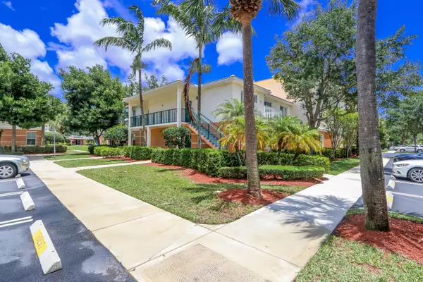 Palm Beach Gardens, FL 33418,9201 W Myrtlewood CIR