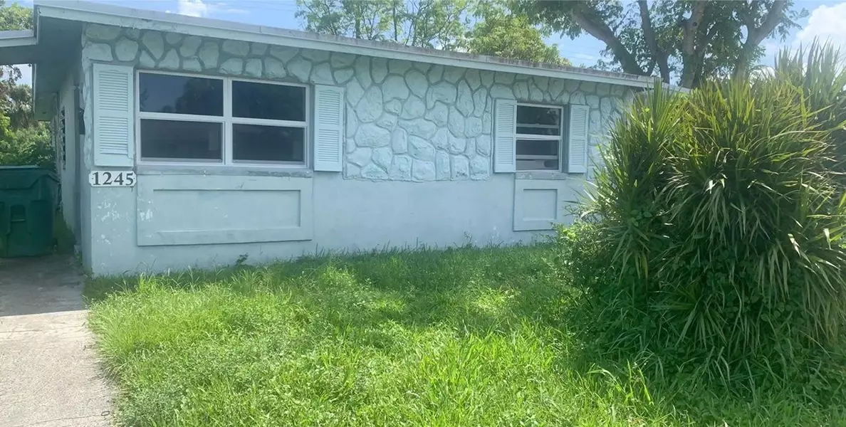 1245 W 23rd ST, Riviera Beach, FL 33404