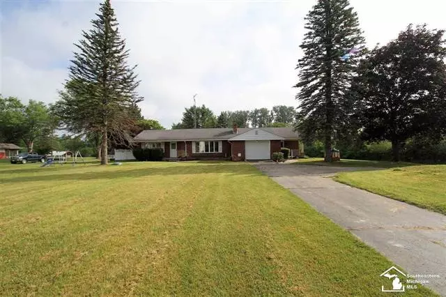 28375 WALTZ RD, New Boston, MI 48164