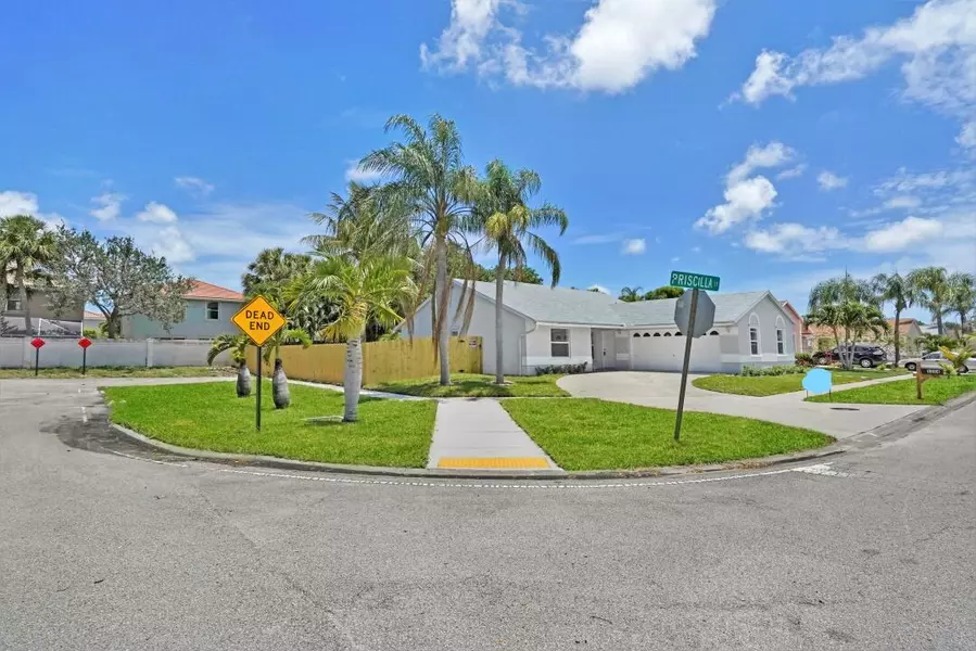 5504 Priscilla LN, Lake Worth, FL 33463