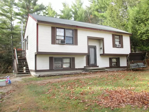 18 Dowst RD, Allenstown, NH 03275