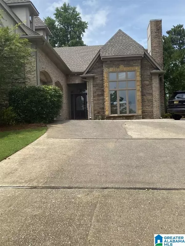 Trussville, AL 35173,8480 LEDGE CIRCLE