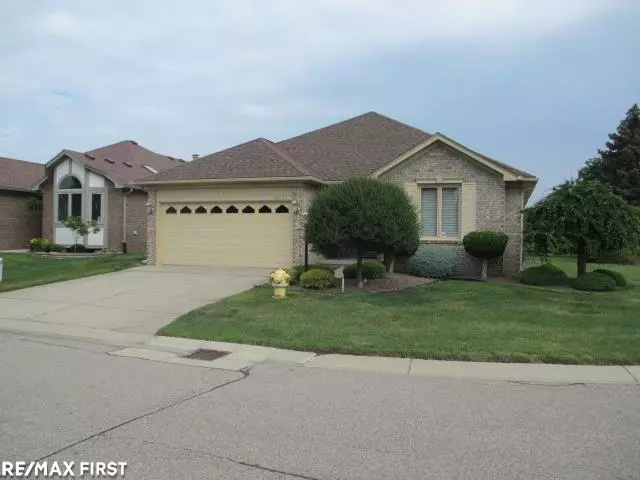 15891 Horseshoe Path Court, Clinton Township, MI 48035