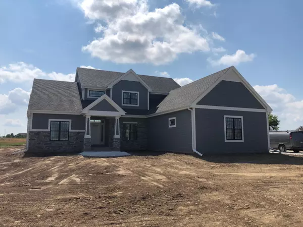 W277N8900 Monarch Ct, Lisbon, WI 53089