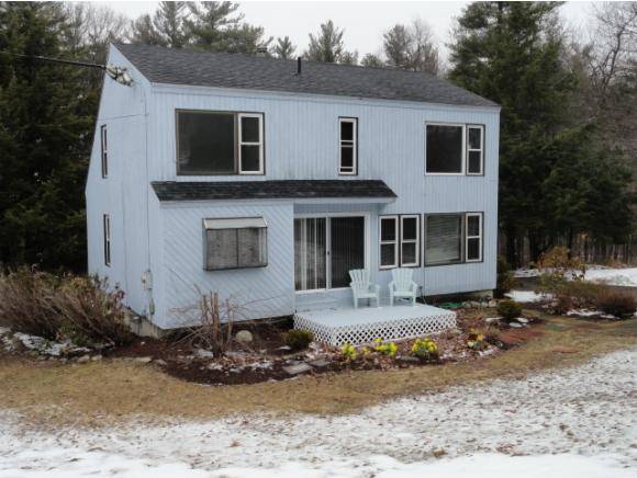 8 Redfield Circle, Derry, NH 03038