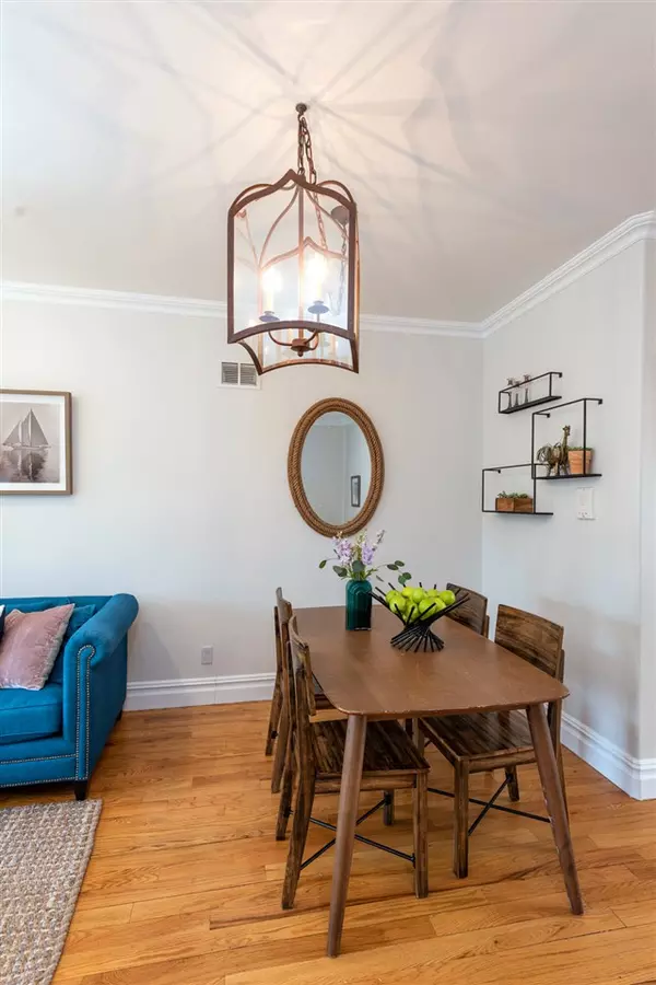 Jc Downtown, NJ 07302,362 4TH ST #2