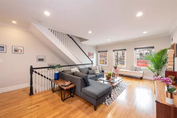 Jc Downtown, NJ 07302,362 4TH ST #2