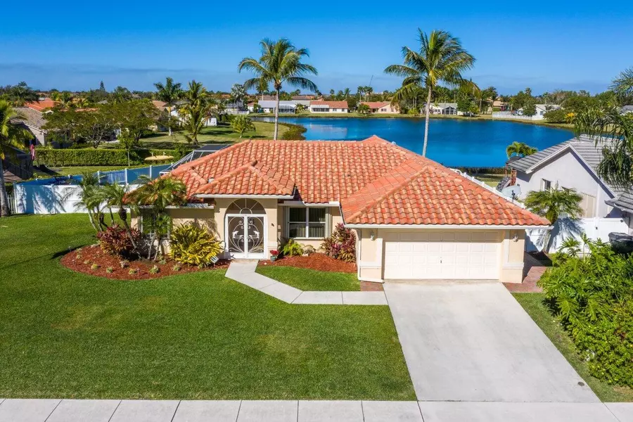 10856 Paso Fino DR, Lake Worth, FL 33449