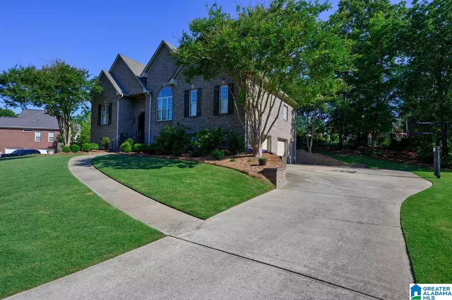 882 BROOKLINE ROAD, Gardendale, AL 35071