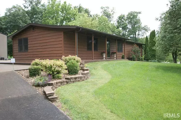 1342 E Jasper Dubois Road, Jasper, IN 47546