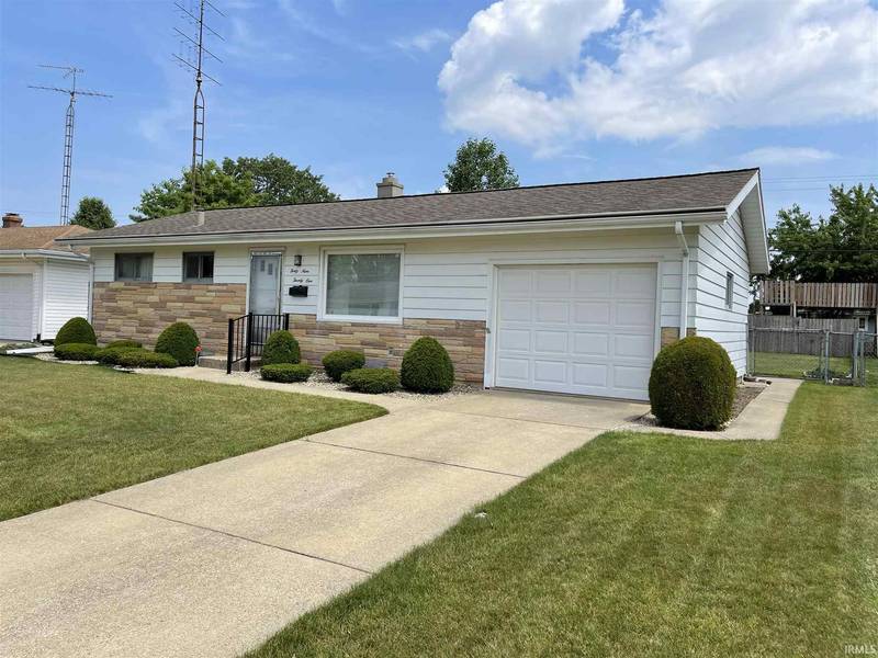 4921 BLOOMFIELD PLACE Street, South Bend, IN 46619