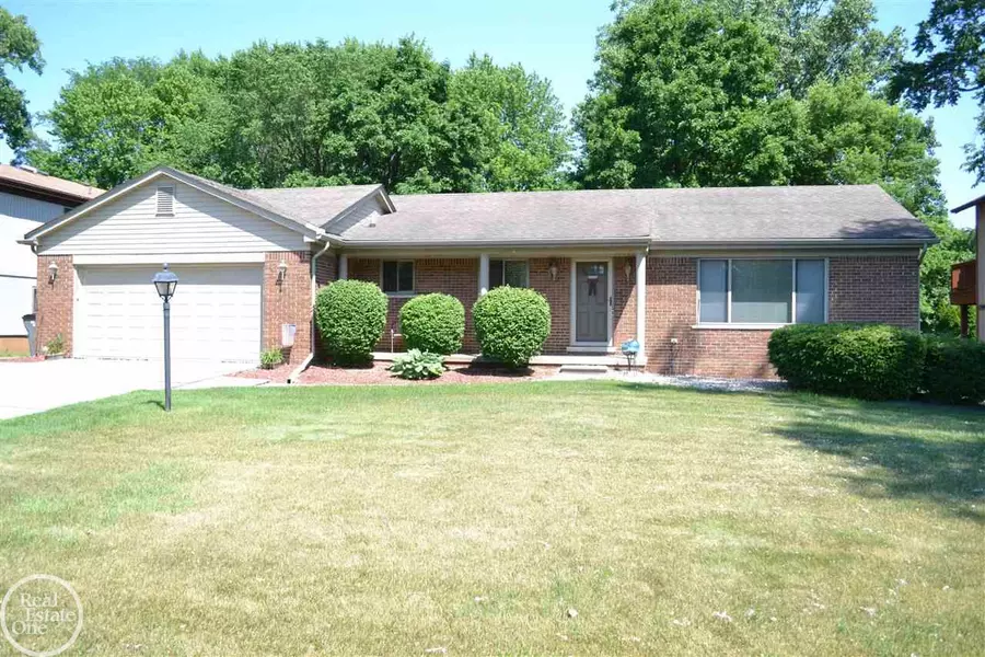 18831 Millar, Clinton Township, MI 48036